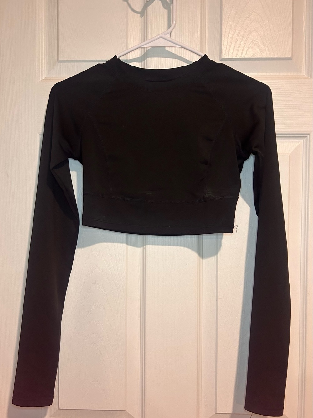 Halara Women’s Black Cropped Long-Sleeve Crop Top Sz. XS